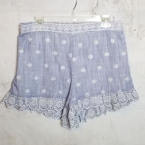 Romeo + Juliet Eyelet Shorts